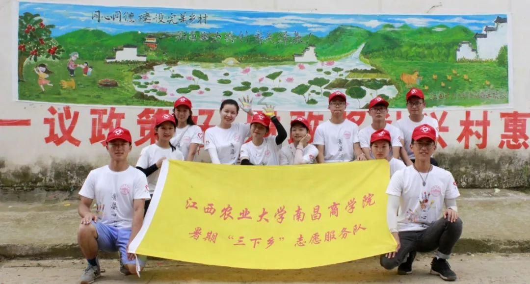 白百何透视装亮相引热议,回溯演艺生涯,你从哪部剧开始认识她?
